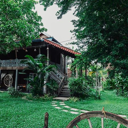 Phum Khmer Lodge - Village Cambodian Eco-Lodge Сием Реап Екстериор снимка